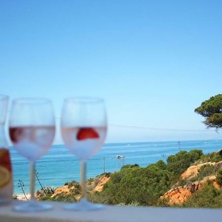 Appartement Oursea - Sea Front Fully Renewed 2021 à Albufeira Extérieur photo